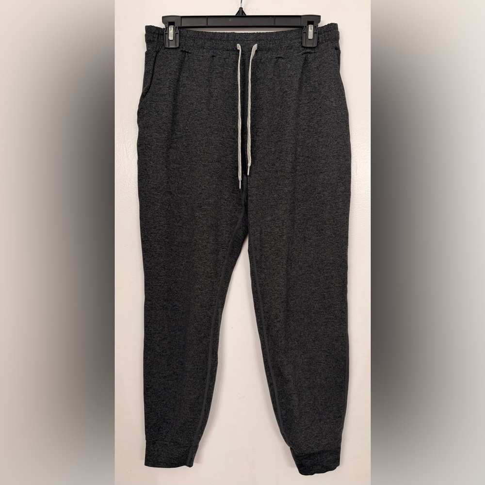 Vuori Performance Jogger Charcoal Heather Size Medium